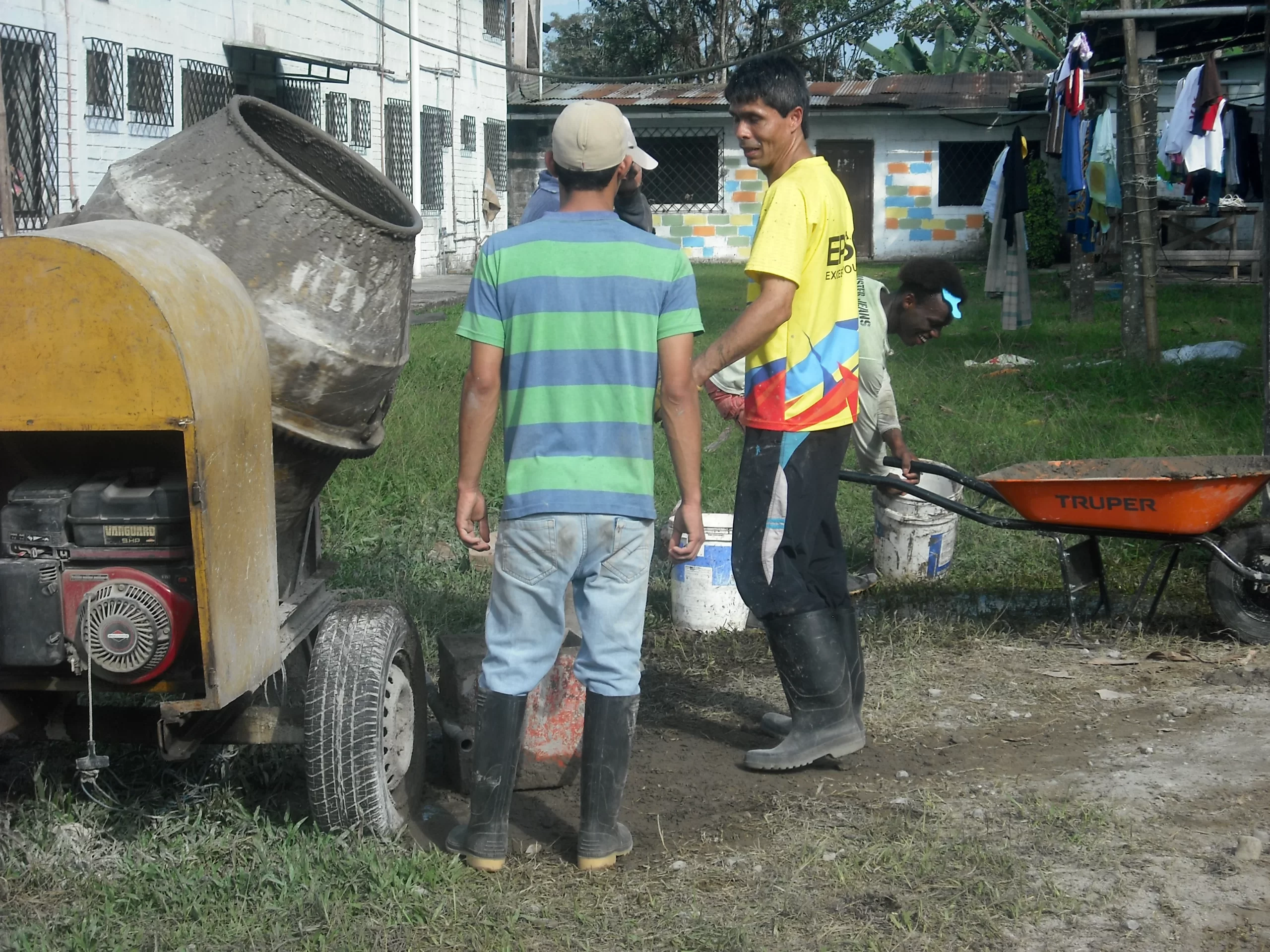 Cesspit installation underway at Orphaids Ecuador